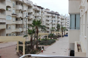 A 1 minuto de la playa. Aguadulce ( Almería), Aguadulce